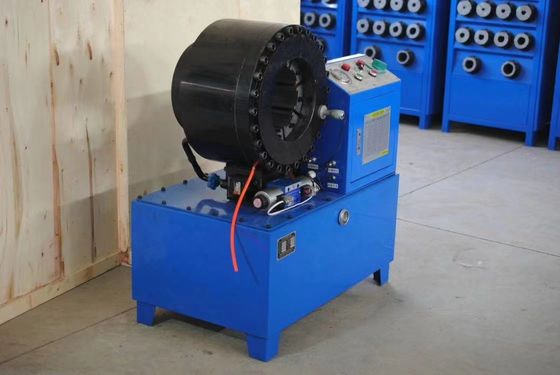 Hidrolik 4 inç 4-102 mm 4 katmanlı hortum büyük boyutlu endüstriyel örgü hortum kırpma makinesi 4 kw Kompakt yapı