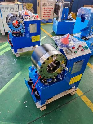 245Kg DX68 Hortum Kırpma Makinesi En Fazla Açılışı 114mm ve Çıkış Hacımı 2.5L