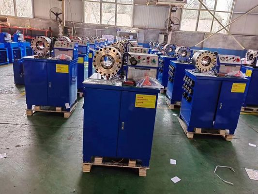 200 pcs/h 860*640*1300 mm 600T krimp kuvveti ile kauçuk hortum krimpleme makinesi