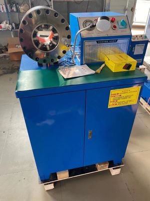 İyi bir fiyat. Elektrikli Kauçuk hortum kırpma makinesi 860*640*1300 mm Sistem basıncı 31.5mpa çevrimiçi