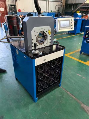 Ağır Ağırlıklı Crimping Arası 6-51 mm 4 Katman Süper İnce 2 Inç Ve Tasarım Farklı Mülteci Ölçümleri AC Hose Crimper