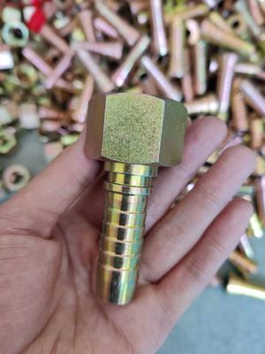 Farklı ham maddeler Karbon Çelik Filmiş Petrol Boru Düğmesi Hidrolik hortum Fittings Paslanmaz Çelik Petrol Boru Düğmesi