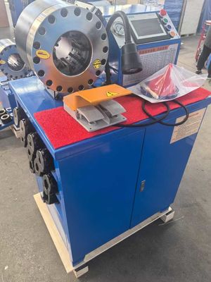 PLC Kontrol Sistemi 2 Inç Yüksek Model Mavi Renk 10 Ölçümlü Hidrolik hortum kırpma makinesi 600T kırpma gücü ile