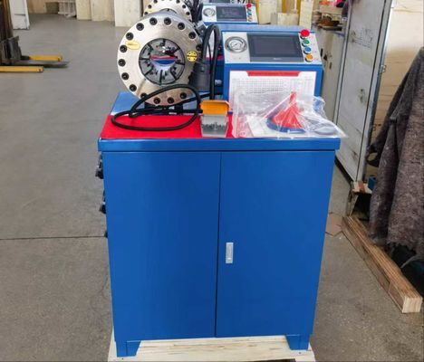 Siemens Dokunmatik Ekran 2 Inç Yüksek Model Mavi Renk 10 Ölüler hortum Crimper / Kauçuk Hortum Crimping Makine 600T Crimping Gücü ile Güvenilir Performans