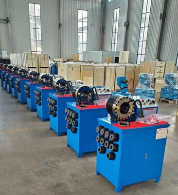 6-51mm aralığı ve 10 değiştirilebilir ölçekli 600T Crimping Force Rubber Hose Crimping Machine