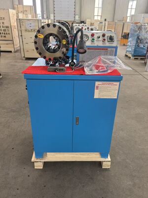 Elektrikli 600T Crimping Force Rubber Hose Crimping Machine 6-51mm aralığı ve hidrolik hortum krimper için 10 değiştirilebilir ölçekli