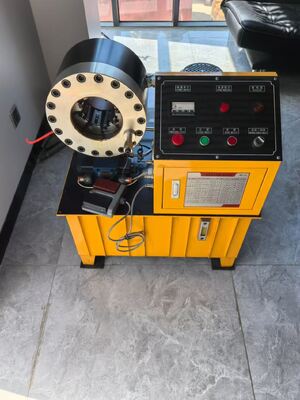 2 İnç 10 Kalıplı Özel Tasarım Sarı Renk Hidrolik Hortum Sıkma Makinası, 31.5Mpa Yağ Pompası Basıncı, 220v/240v/380v/415v Gerilim Seçenekleri ve 3KW/4KW Motor Gücü