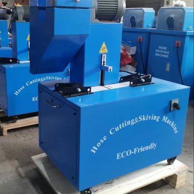İyi bir fiyat. Elektrikli Hortum Kesme ve Soyma Makinesi 850 * 600 * 1200mm Endüstriyel Kullanım İçin 2 