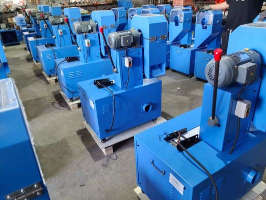 İyi bir fiyat. Destek ve Hizmet Eğitim Programları için 850*600*1200mm Kauçuk hortum kesme makinesi çevrimiçi