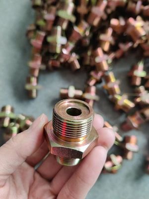 İyi bir fiyat. Büyük Boyutlu Paslanmaz Çelik ve Karbon Çelik Döşeli Hidrolik hortum Fittings Paslanmaz Çelik Özel Döşeli Adaptör çevrimiçi