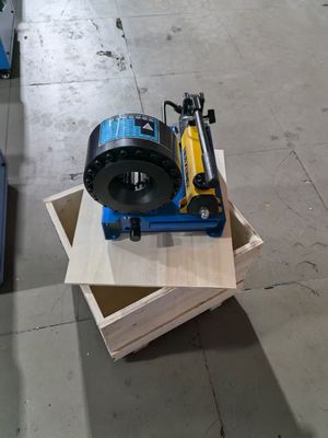 1 inç dayanıklı el hortum kırpma makinesi / hortum kırpma makinesi maksimum basınç üreten 35Mpa memnuniyet 7 ölçekle