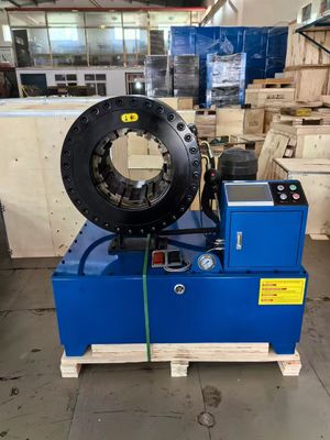 4 İnç 16 Kalıp PLC Kontrol Sistemi / CNC / Düğme Mavi Renk 6-102mm Hidrolik Kauçuk Hortum Sıkma Makinesi Boyutu 850*530*980 Mm