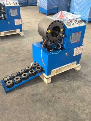 İyi bir fiyat. 2.5L/5L/10L çıkış hacmi ve 220v/240v/380v/415v voltaj seçenekleri ile Mobil Hidrolik hortum kırpma makinesi çevrimiçi