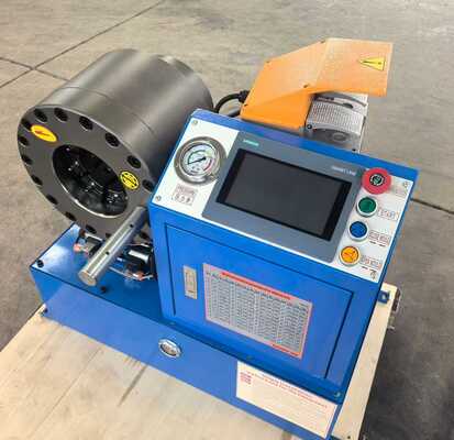 İyi bir fiyat. 6-51mm Hidrolojik hortum kırpma makinesi hızlı değişim kalıp aracı ve çok yönlü kırpma için 10 ölçekli çevrimiçi