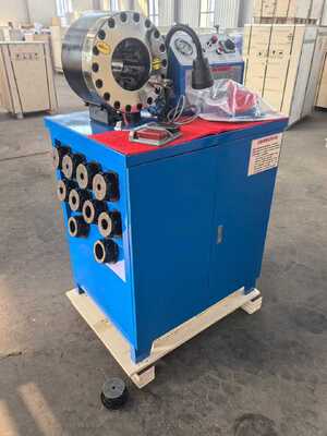 6-51mm aralığı ve 10 değiştirilebilir ölçekli 600T Crimping Force Rubber Hose Crimping Machine