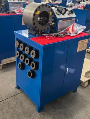 İyi bir fiyat. Mavi Elektrikli 600T Sıkma Kuvvetli Kauçuk Hortum Sıkma Makinesi, 6-51mm Aralığı ve 10 Değiştirilebilir Kalıplı çevrimiçi