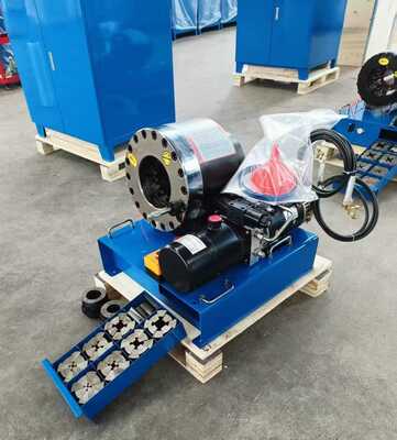 İyi bir fiyat. 12V/24V hidrolik hortum kırpma makinesi 600T kırpma gücü ve araba yükleme için 6-51mm aralığı ile çevrimiçi