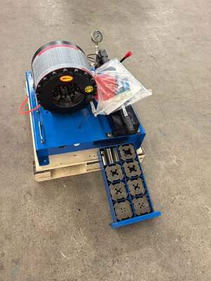 İyi bir fiyat. 2 İnç Mavi Renkli Yüksek Verimli 600 Ton Basınç Kuvveti Manuel Hortum Sıkma Makinesi 6-51mm Sıkma Aralığından Güç Gerekmiyor ve Hidrolik Uygulamalar İçin 10 Değiştirilebilir Kalıp çevrimiçi