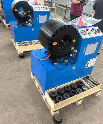 Farklı Gerilimli 6" 150mm'ye Kadar Hidrolik Hortum Sıkma Makinesi 4-150mm Sıkma Aralığı Geniş Açıklık ve 20 Değiştirilebilir Kalıp