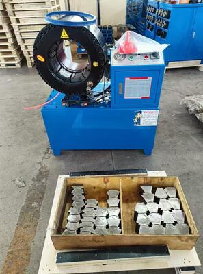 150 mm'ye Kadar 6 İnç Hidrolik Hortum Sıkma Makinesi, 6 Kat/tel Hortum Sıkma, 4-150 mm Sıkma Aralığı, Geniş Açıklık, 2500 Ton Sıkma Kuvveti ve 20 Değiştirilebilir Kalıp