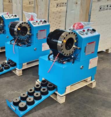İyi bir fiyat. 2" DX68 Açık Mavi Renkli Elektrikli Hidrolik Hortum Kıvırıcı Hızlı Değiştirmeyen Kalıp Aletleri 6mm'den 51mm'ye Farklı Gerilim 10 Kalıp Doğruluğu ve Saatte 200 Adet Verimlilik çevrimiçi