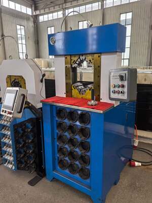 İyi bir fiyat. 3 İnç FY-CBK-120 Süper İnce Model Hidrolik Hortum Sıkma Makinesi Siyah ve Mavi Renk 6-76mm Sıkma Aralığı 165mm Maksimum Açıklık ve 15 Kalıp 220v/380v Voltaj online